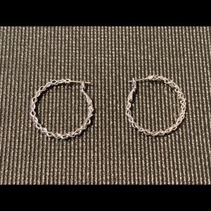 Earrings (Only available until Nov 15)